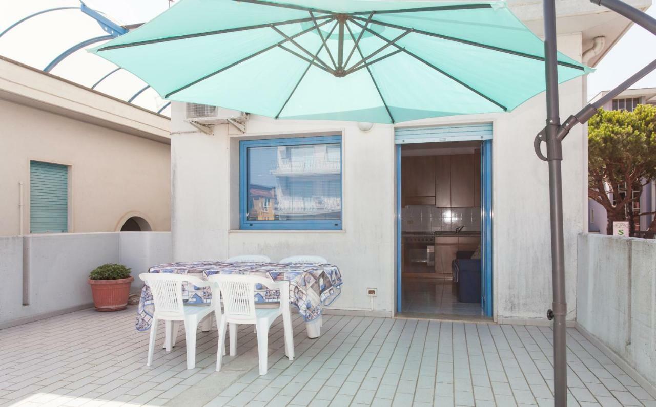 Petite Maison ลิโดดิเยโซโล ภายนอก รูปภาพ